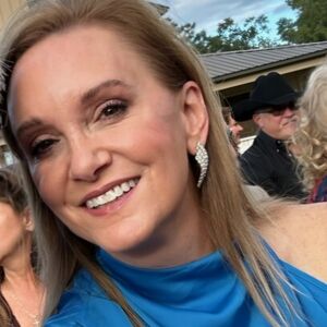 Meet your Posher, Jean